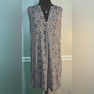 Sleeveless A-Line LOFT dress in vibrant colors size M